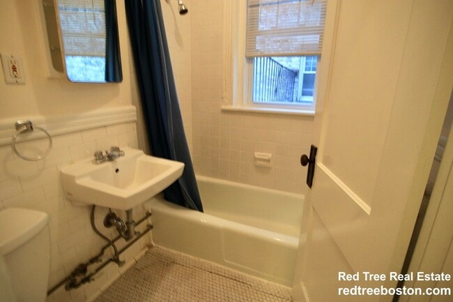 Photo - 27 Park Dr Unit 12