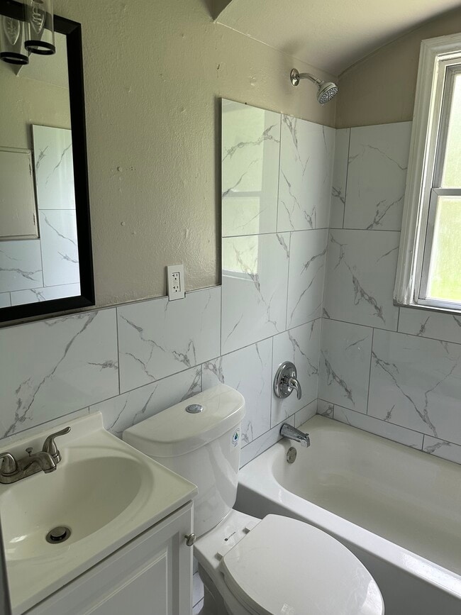 Photo - 10185 Winkler Dr