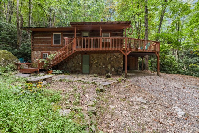 Photo - 202 Blue Grass Rd