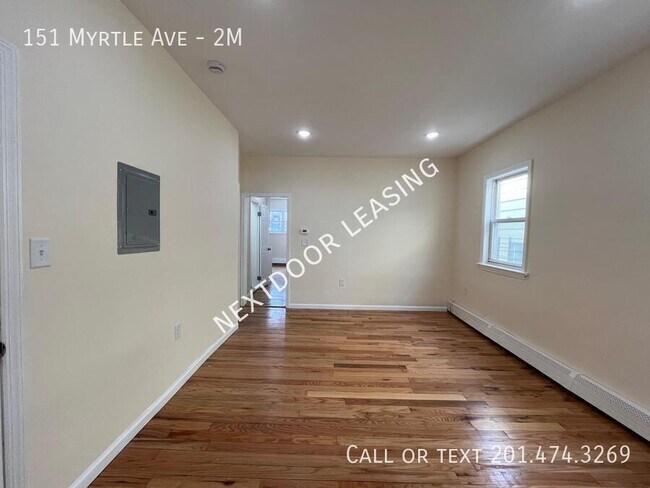 Photo - 151 Myrtle Ave Unidad 2M