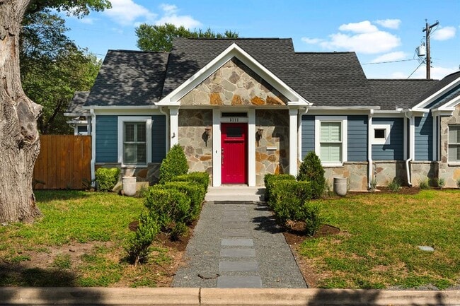 Building Photo - 3111 Glenview Ave
