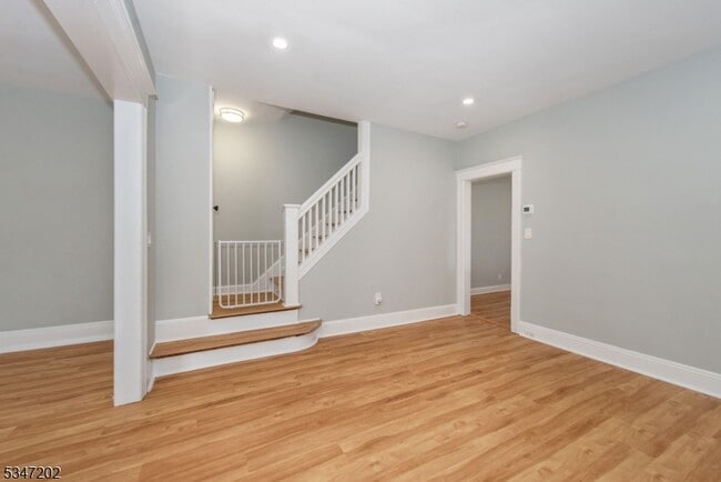 Photo - 46 Dunnell Rd