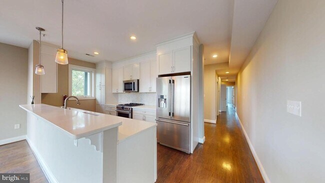 Building Photo - 3585 13th St NW Unit 4 Rental