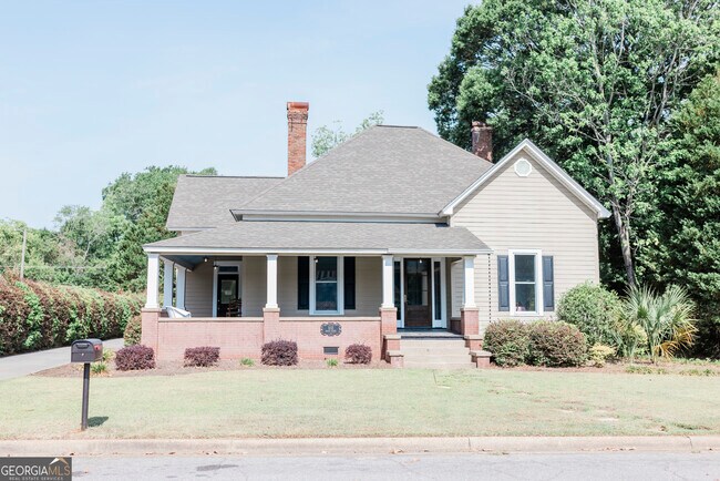Photo - 610 N Ridge Ave