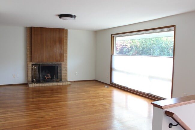 Photo - 9042 SW Monterey Pl