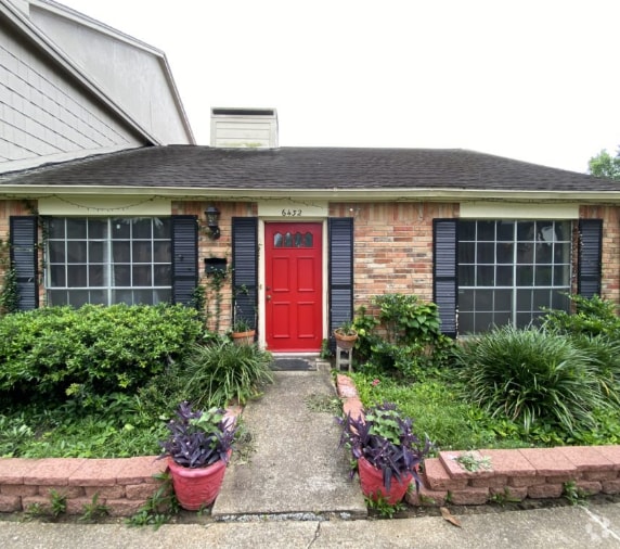 Front Entrance - 6432 Bankside Dr Rental