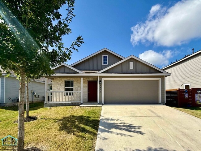 Building Photo - 6610 Hibiscus Falls