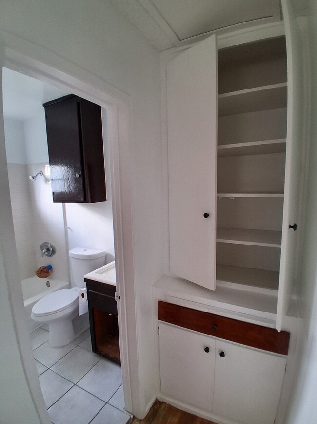 Photo - 7623 Bright Ave Unidad A