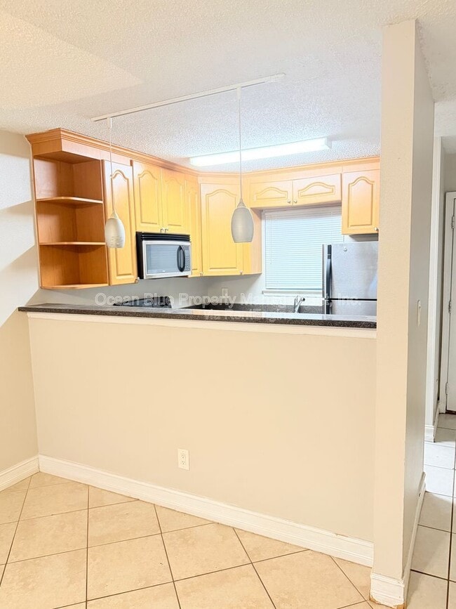 Photo - 2302 S Maki Rd Unit Apt 100