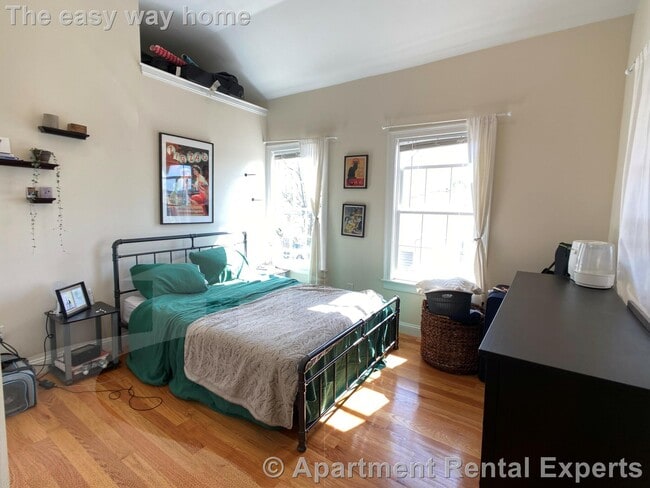 Photo - 14 Flint St Unit #2