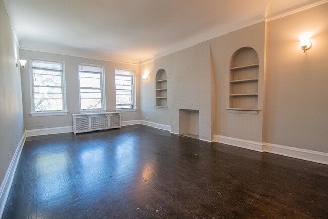 Photo - 2445 W Rosemont Ave Unit 3