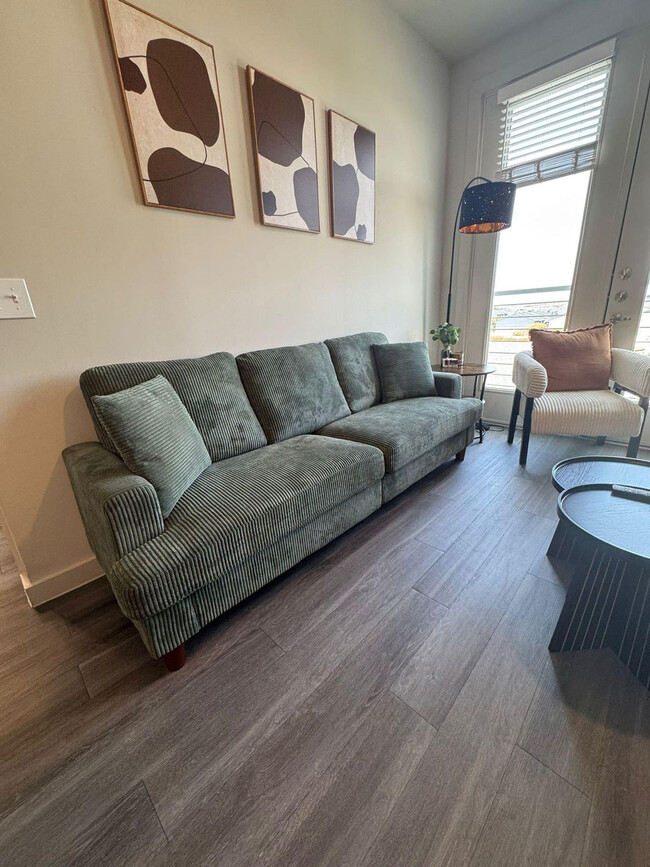 Photo - 5820 1/2 Cameron Rd Unidad FL4-ID1303396P