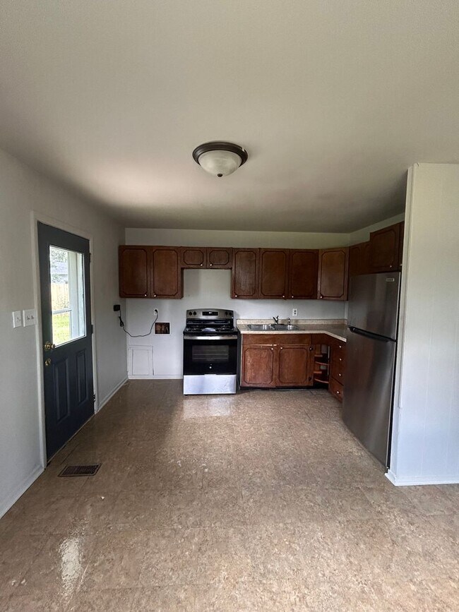 Photo - 6220 Chatham Dr