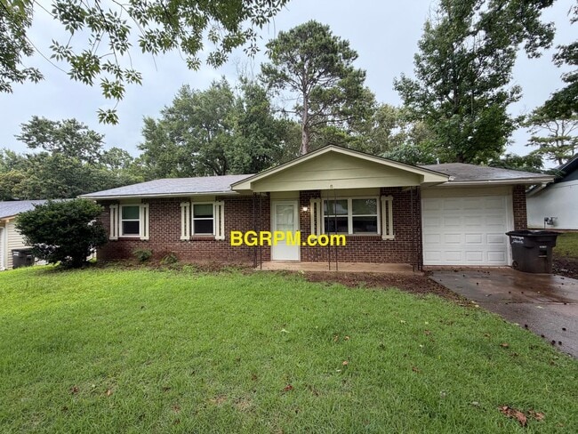 Building Photo - 3 BD 1.5 BA