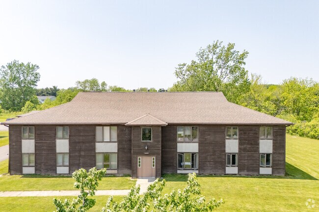 Photo - Cedar Knoll Apartments