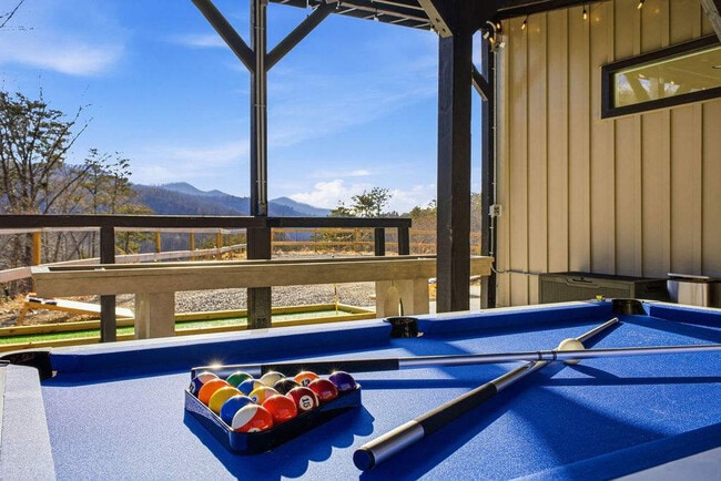 Photo - 268 Everett St Unidad SI ID1404265P