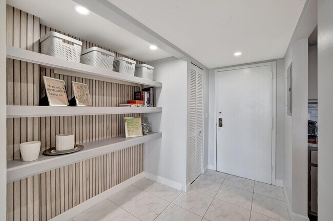 1101 River Reach Dr Unit 415