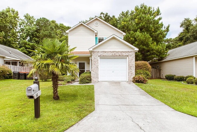 Building Photo - Wonderfully located Wilmington home for Rent