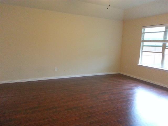 Photo - 2209 Sun Creek Dr