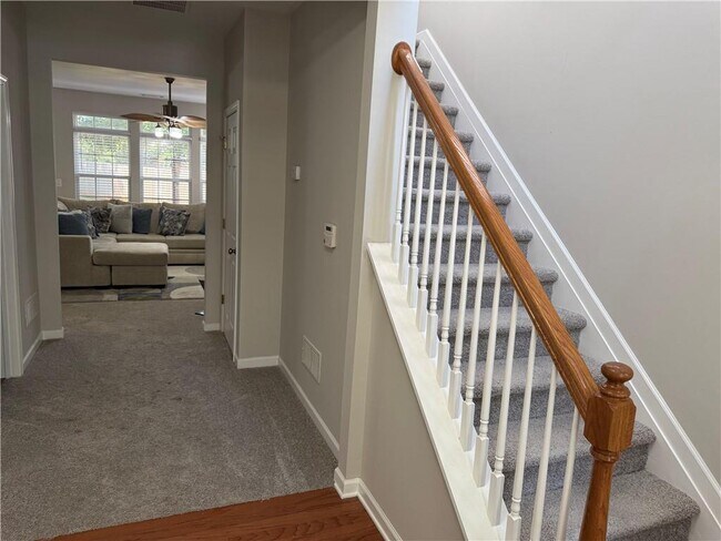 Photo - 997 Pierce Brennen Dr NE