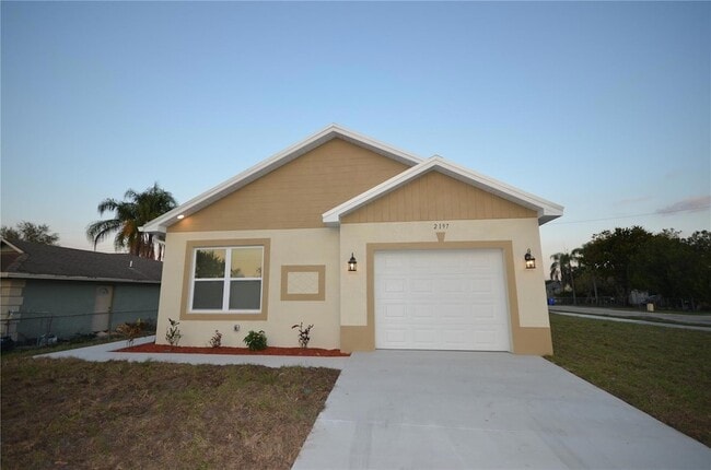 Building Photo - 2197 Davis Ct