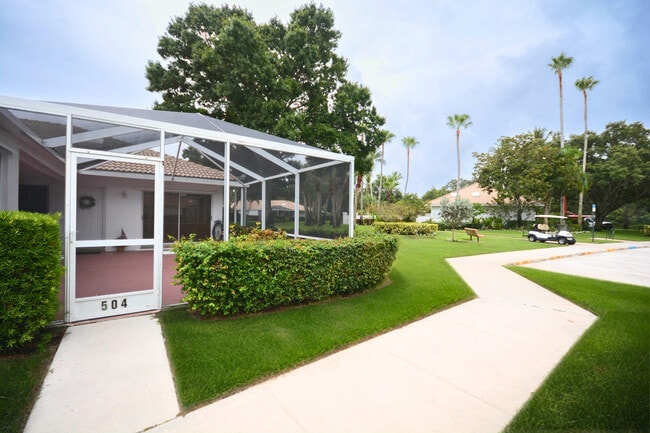 Photo - 504 Silverleaf Oak Ct Townhome