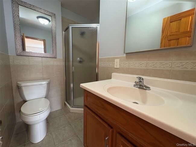 Building Photo - 742 E 58th St Unit Apt 1