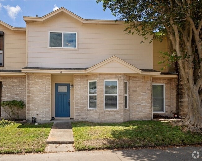 Building Photo - 7252 Mansions Dr Rental