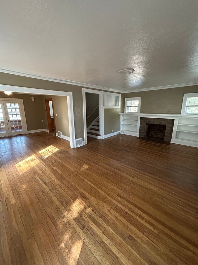 Photo - Spacious 3 Bed / 1.5 Bath Home in a Prime Kansas City Location!