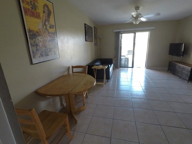 Photo - 6835 Longmeade Ln