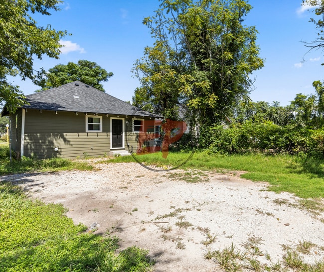 Photo - 1019 Elm Ave