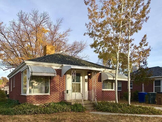 Meticulously Maintained Rose Park Bungalow - Meticulously Maintained Rose Park Bungalow House