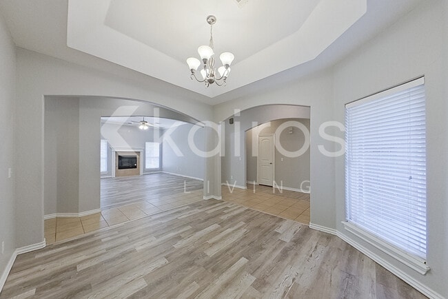 Photo - 2304 NW 152nd St