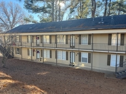 Building Photo - 806 Park Lane