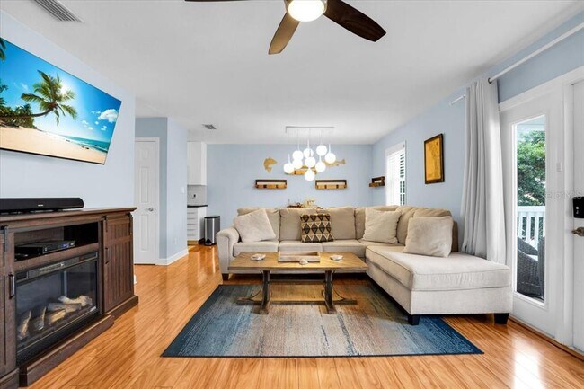 Photo - 101 Pompano Dr SE Unit C