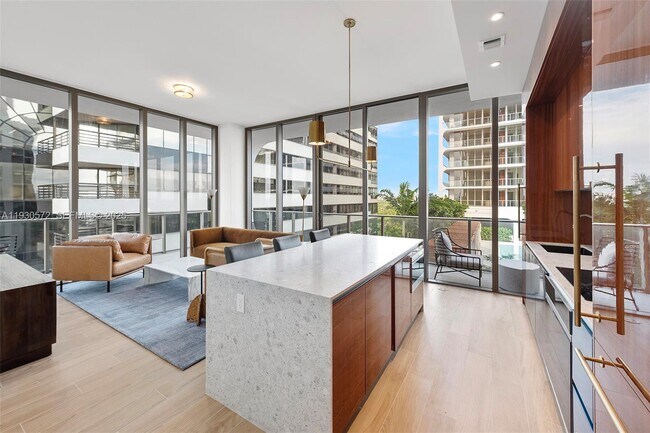 Photo - 2655 S Bayshore Dr Unit 909