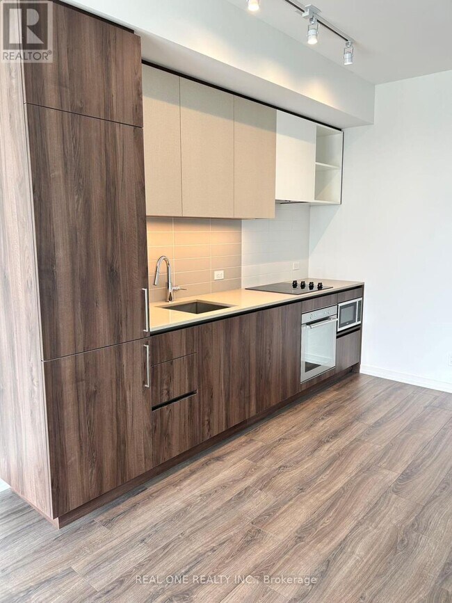 Photo - 1000 Portage Pkwy Unit 4009