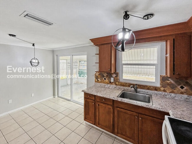 Photo - 2412 Arcadia Rd