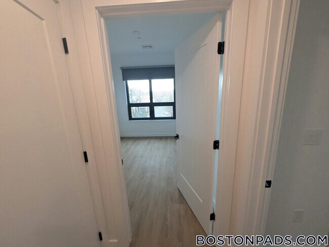 Photo - 199 Gardner St Unidad 413