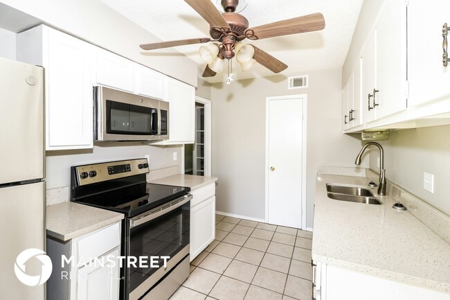 Photo - 6631 Elmore Rd