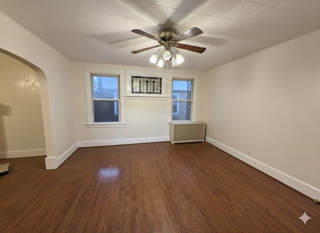 Photo - 1027 Farragut St Unit 1