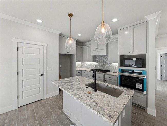 Photo - 6905 SW Basswood Ave