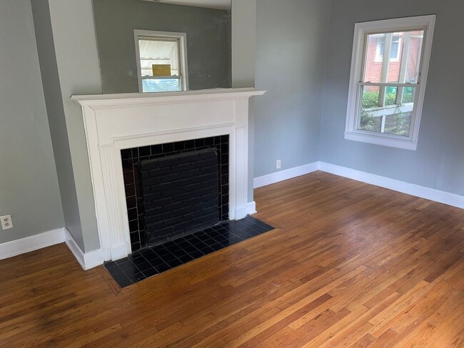 Photo - Cozy Two Bedroom Bungalow!