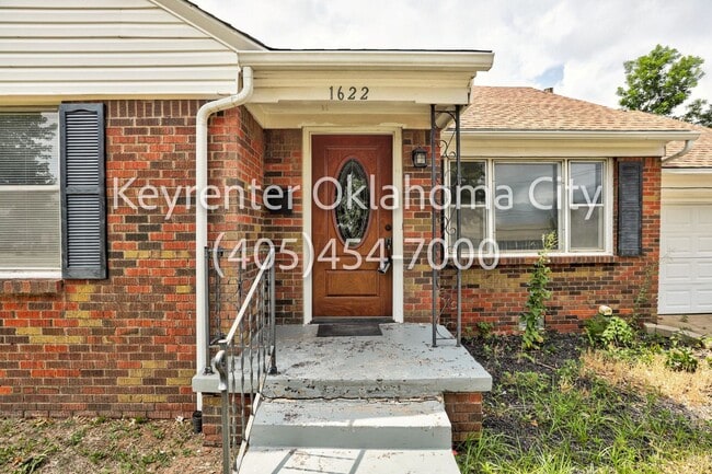 Photo - Move-In Special *1/2 Your First Month's Rent* Wonderful 3BD/2BD Home minutes away from Quail Spri...