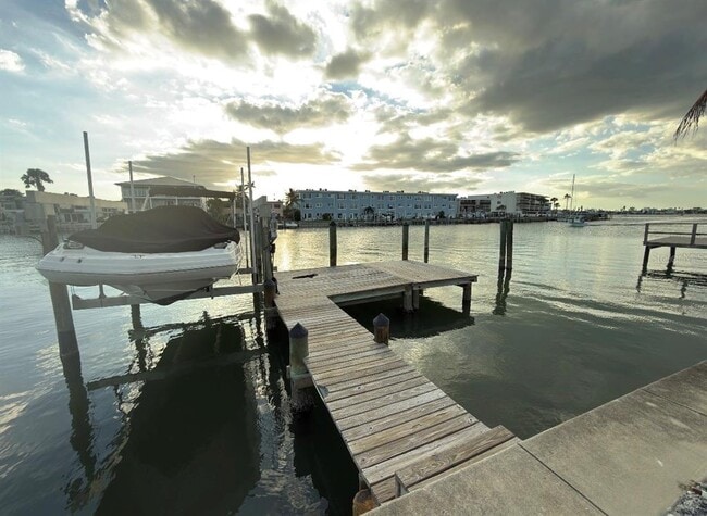 Photo - 12350 4th St E