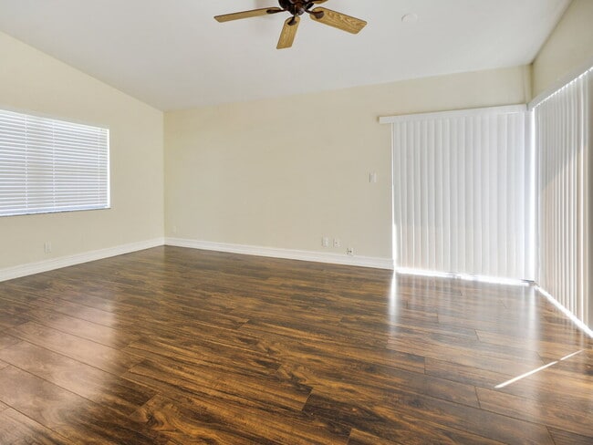 Photo - 21020 Woodspring Ave