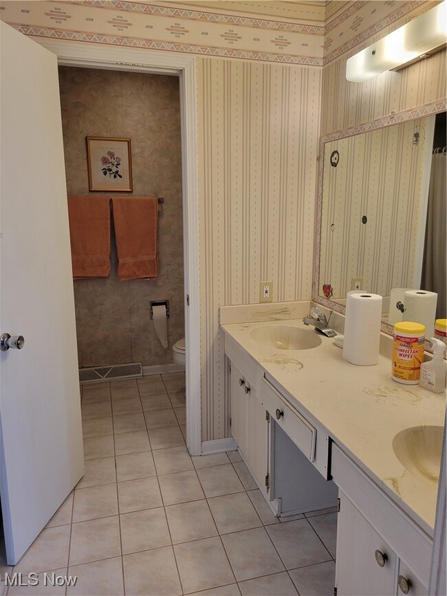 Photo - 1552 Jacobs Ln