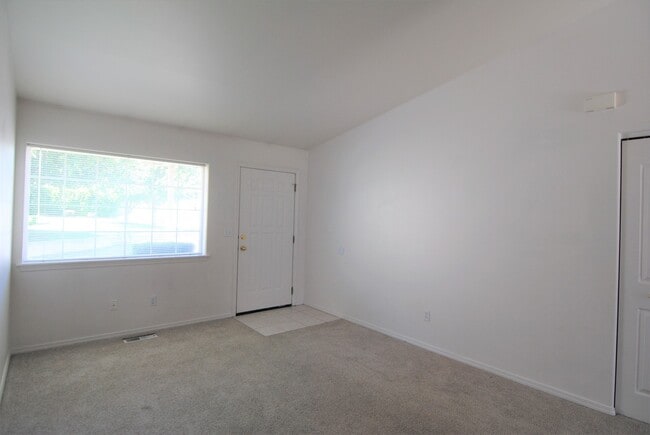 Photo - 1386 Brown St Unit #B