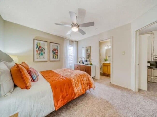 Photo - The Views at Laurel Lakes