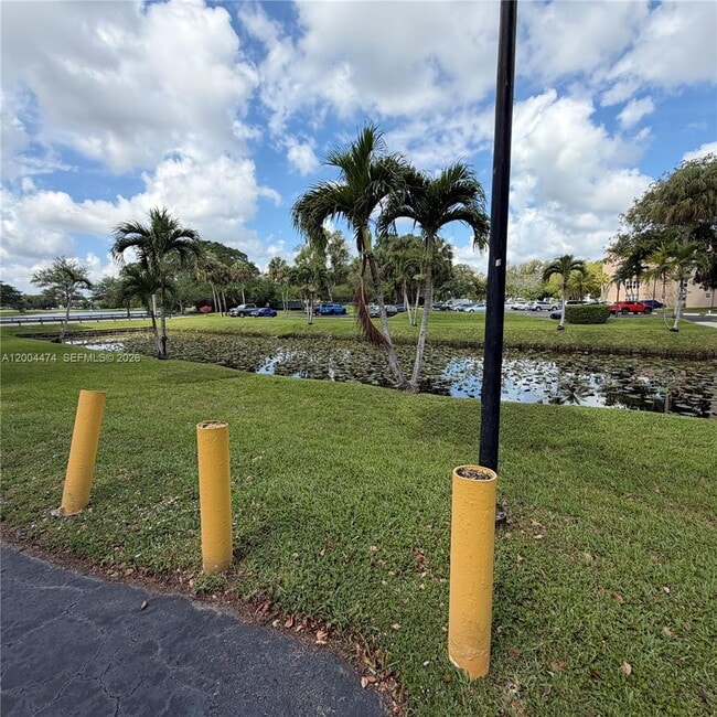 Photo - 9440 Tangerine Pl Unit 206